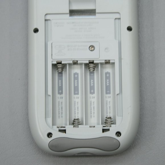 Texas Instruments TI-84 Plus Silver Edition Graphing Calculator Manual -NO CABLE - Picture 9 of 10